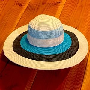 Floppy Beach Hat
